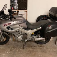 Yamaha TDM 850 - 2000 + abbigliamento + accessori
