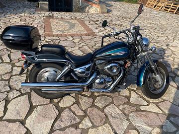 Moto Suzuki