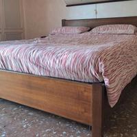 Struttura letto matrimoniale artigianale in legno