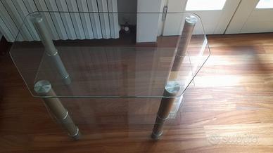 Tavolino in vetro per televisore