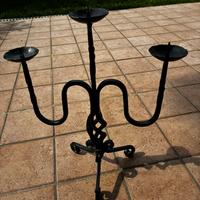 Candelabro in ferro battuto