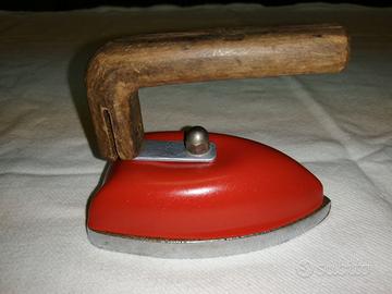 Mini ferro da stiro vintage