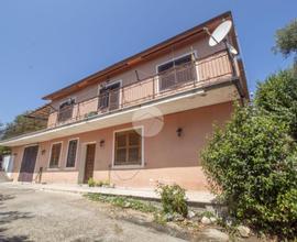 CASA INDIPENDENTE A PALOMBARA SABINA