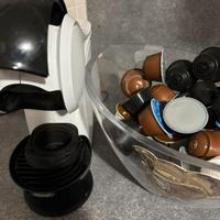 Macchina del caffe e capsule