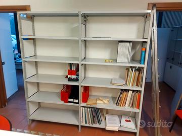 libreria metallica