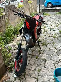 Motard Aprilia 125 2t 2009