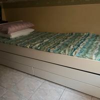 Letto doppio con cassettoni (COME NUOVO)