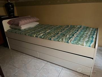 Letto doppio con cassettoni (COME NUOVO)