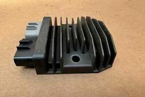 Regolatore tensione Honda Hornet Xadv 750 CBR 650R