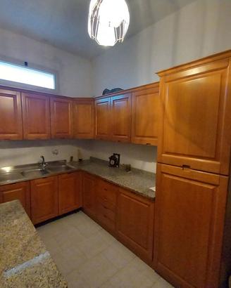 cucina componibile con piano in (granito )