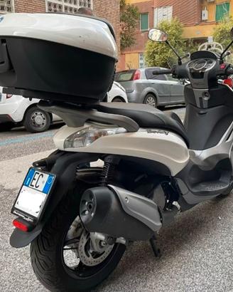 Beverly 350 Sport Tourig ABS