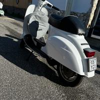 Piaggio Vespa 50