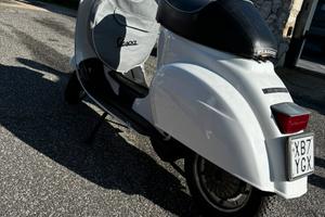 Piaggio Vespa 50