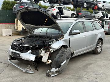 RICAMBI USATI AUTO SKODA Octavia S.Wagon 5° Serie