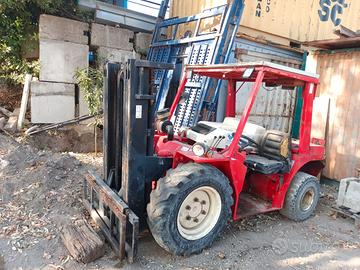 Carrello elevatore 4×4 Manitou