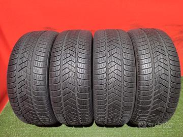 235 60 18 Gomme Invernali 95% Pirelli 235 60R18