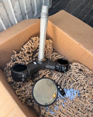 Piastra Forcelle Triumph T2044093 fine corsa rotto