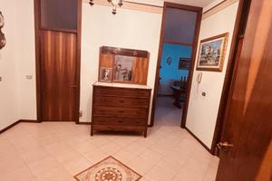 Appartamento arredato  Loro Piceno 
