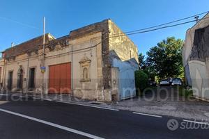 Casa singola con cortile e garage Piedimonte Etneo