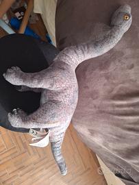 peluche dinosauro