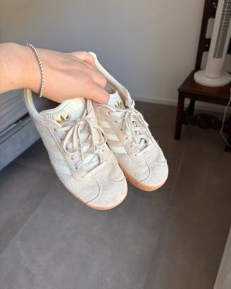 Scarpe adidas