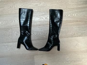 Stivale Carrano nero taglia 40 nuovo