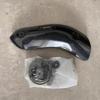 Akrapovic protezione collettore scarico