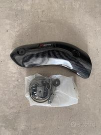 Akrapovic protezione collettore scarico