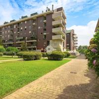 4 LOCALI A PESCHIERA BORROMEO
