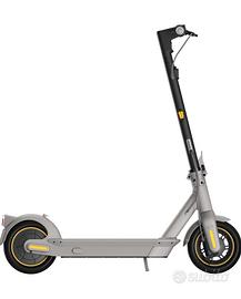 Ninebot KickScooter MaxG30le II
