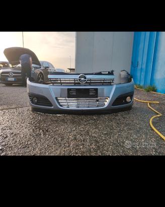 paraurto opel astra 