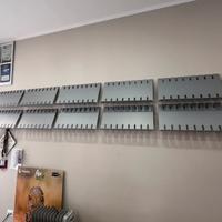 Portariviste cataloghi da parete in metallo