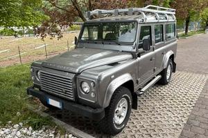 Land Rover Defender 110 TD4 Puma KM 158.000