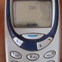 Nokia 3330 con caricabatteria funzionante