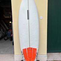 Surfboard HaydenShapes Hypto Krypto Twin – 5’8”