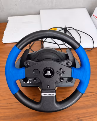 Volante Thrustmaster T150 PlayStation e PC