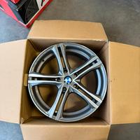 4x Cerchi Bmw 18 F20/F22