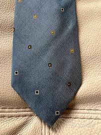Visconti cravatta in seta fatta a mano in Italia