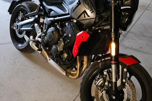 TRIUMPH TRIDENT 660 – PATENTE A2 