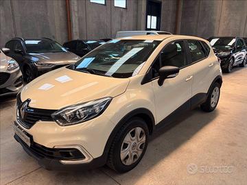 RENAULT Captur 0.9 tce Life 90cv