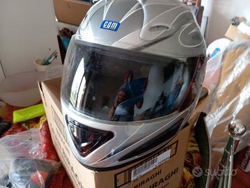 casco per moto. 