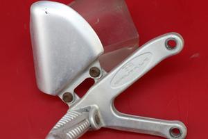 Pedana anteriore destra MV AGUSTA Brutale 750