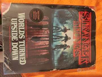 Stranger Things Worlds Turned Upside Down Libro