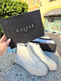 Gaëlle Paris sneakers nuove 