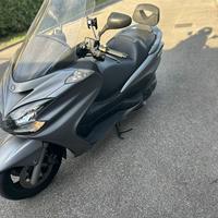 Yamaha majesty 400