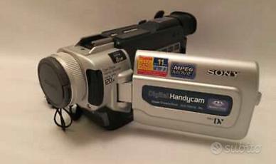 Telecamera sony dcr trv17e