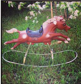 cavallo dondolo canova