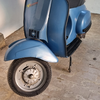 Vespa Piaggio 50 faro tondo