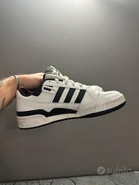 Scarpe uomo Adidas forum low taglia 42