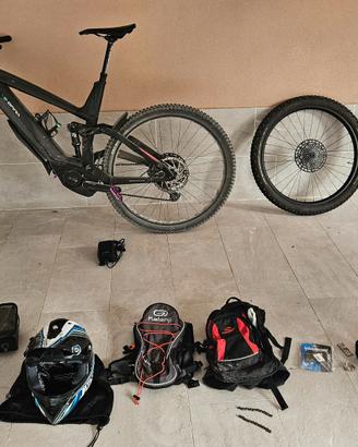 Bianchi e-Omnia FX XT 29" XL Bosch CX FOX + Access